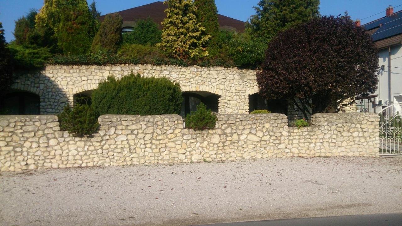 Steinhaus Bed & Breakfast Keszthely Exterior photo